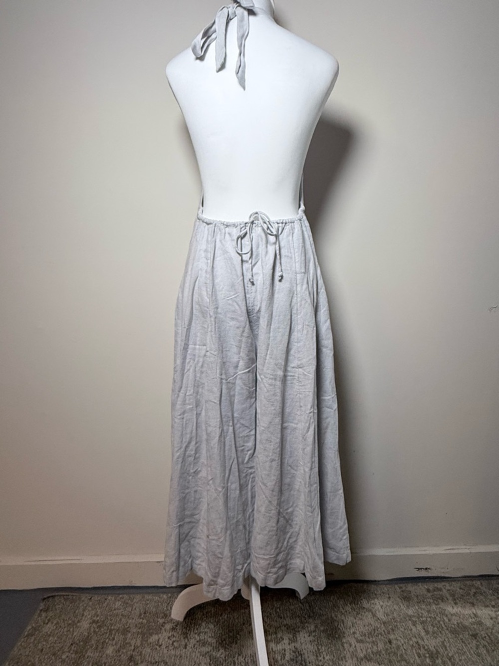 Free People Linen Halters Jumpsuit Open Back Tie Waist Light Gray Size S - Picture 4 of 5